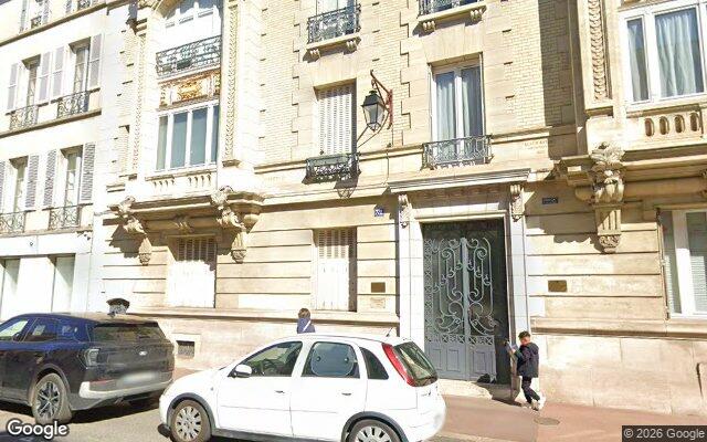 Façade : 32 rue de la République, Saint-Germain-en-Laye